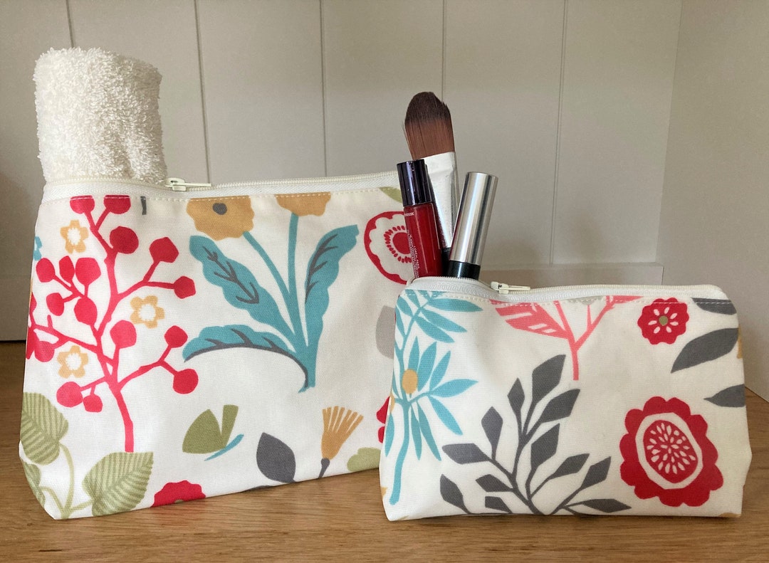 Floral Chic Oilcloth Wash Bag/makeup Bag Etsy UK
