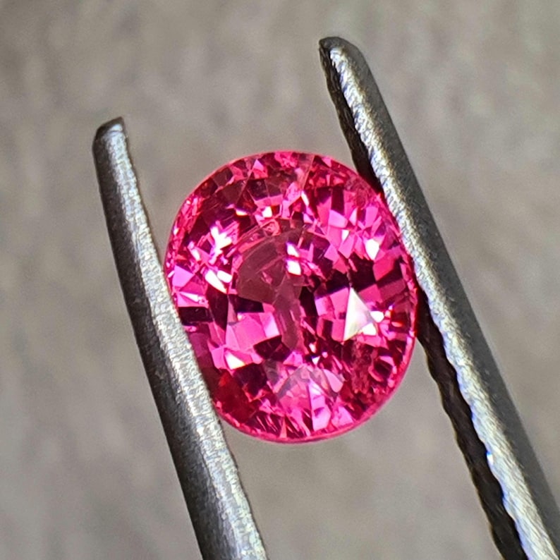 0.91 ct 6x5mm Natural Mahenge Spinel hot neon pink Oval no heat loose Gemstone from Tanzania image 4
