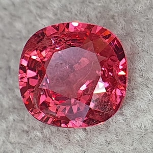 Certified Hot Neon Red pink Natural Mahenge Spinel cushion shape high glow for luxurious ring, jewelry
