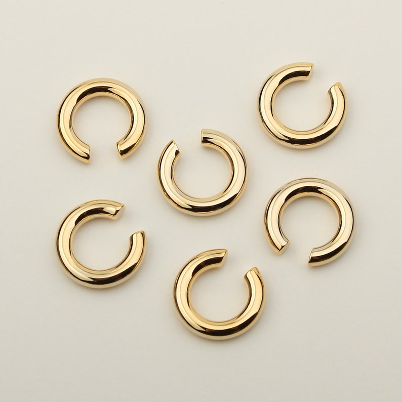 1PCS Thick Core Ear Cuffs, Cartilage Ear Cuff, Dainty Ear Cuffs, Dainty Hoops, Gold Plated Earrings / E08-5G image 1