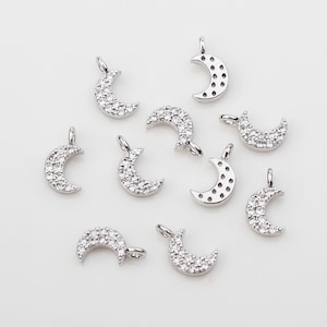 1PCS- Tiny Crescent Moon Charm Pendant, Small CZ New Moon Charms, CZ Crescent Pendant  / GR7-7O