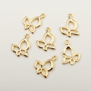 1PCS - Gold Butterfly Open Frame Charm, Butterfly Fluttered Pendant, Dainty Bracelet Necklace Charms, Gold Plated Findings / MD6-7G