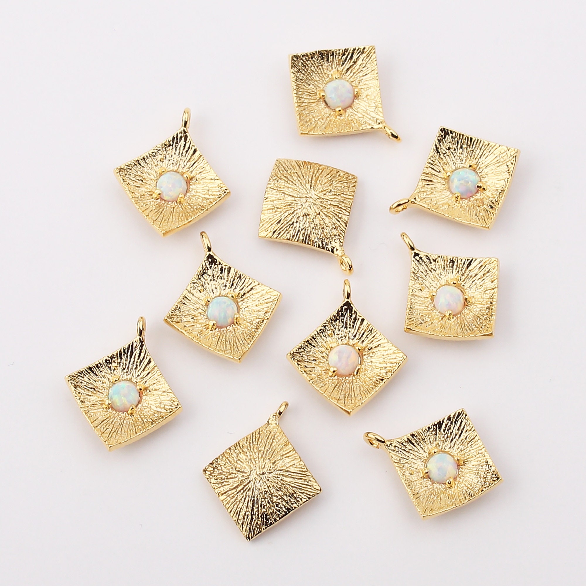 1PCS - Opal Rhombus Charms, Textured Lozengeshaped Pendant, Square Opal Medallion Charm for Necklace / GT9-7G