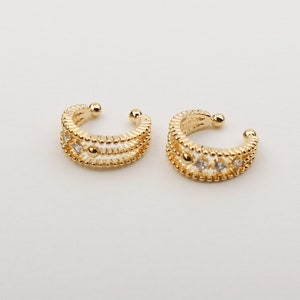 1PCS - Three Line Three Cubic Ear Cuffs, Cartilage Ear Cuff, Dainty Ear Cuffs, Dainty Hoops, Gold Plated Earrings / E09-0G