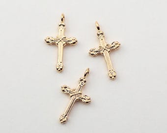 1 pieza - Pequeño colgante de cruz dorada, dijes de joyería religiosa, delicado dije cristiano, regalo católico, joyería espiritual / GA0-3G