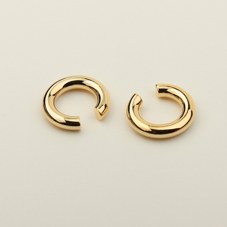 1PCS Thick Core Ear Cuffs, Cartilage Ear Cuff, Dainty Ear Cuffs, Dainty Hoops, Gold Plated Earrings / E08-5G image 3