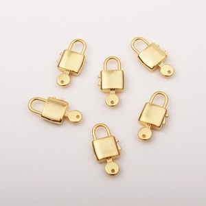 1PCS - The Lock and Key Charms, Padlock Charms, Mini Charms Charms, Key Lock Pendants, Padlock Bracelet Jewelry Findings / CB5-2G