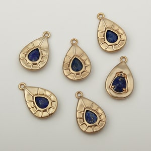 1PCS - Antique Matt Gold Lapis-Lazuli Teardrop Pendant, Genuine Natural Lapis Lazuli Charm, Claw Settings Gemstone Jewelry / BC5-5G