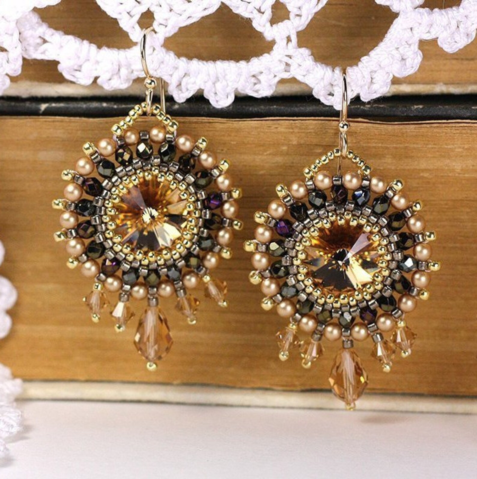 Bead woven earrings Vintage. Beadwoven earrings Etsy