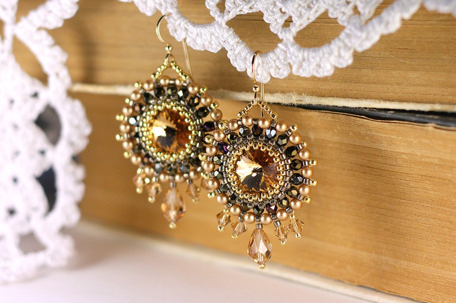 Bead woven earrings Vintage. Beadwoven earrings Etsy