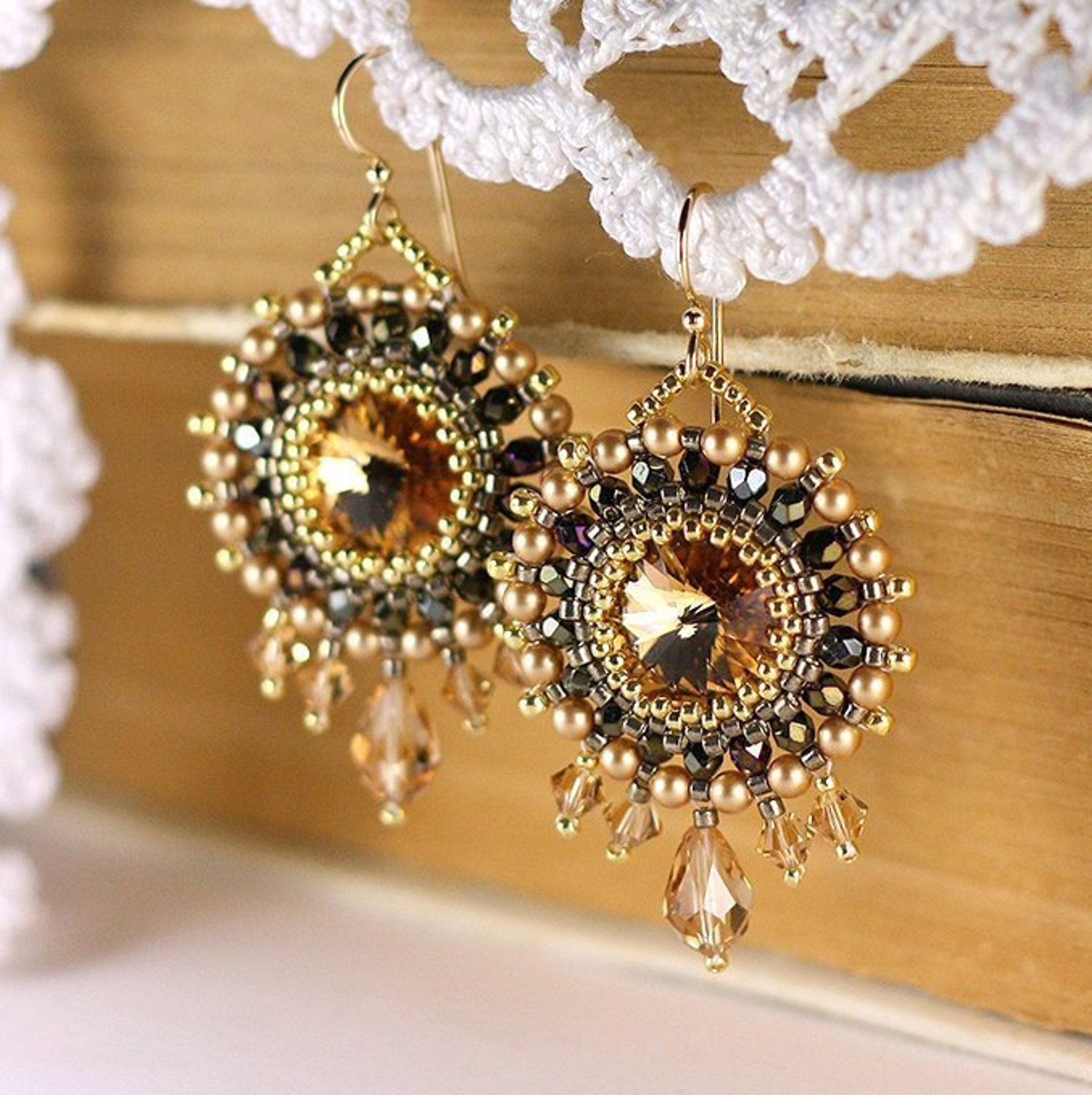 Bead woven earrings Vintage. Beadwoven earrings Etsy