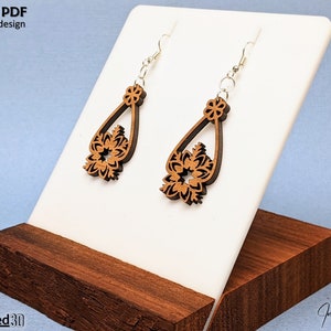 Snow Bloom Earring pattern - SVG+PDF Instant cut file download for 1/8th inch plywood or acrylic materials -No Hardware, Glowforge Laser