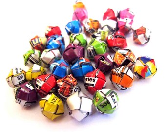 50 balls origami recycled to make jewelry