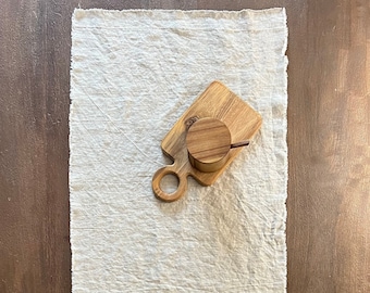 Runner da tavola in lino grigio chiaro - Cucina rustica, bordo grezzo