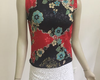 Art-deco Floral Jacquard Turtleneck  Top. Women's Red and Blue Patterned Stretch Jersey Sleeveless Blouse.