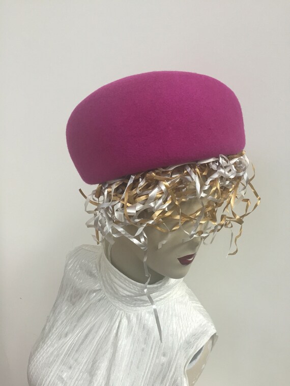 Hot Pink Merino Wool Felt Vintage Pillbox Hat. Women display picture 2