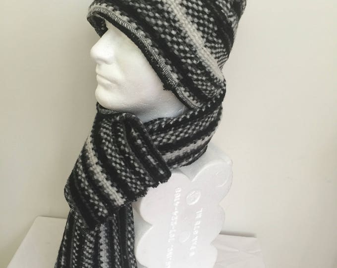 Gentleman's Black and White Wool Beanie Hat and Scarf Set. Men's Winter Slouchy Hat and Scarf. Italian Wool Knit Scarves and Scarves. Gifts.