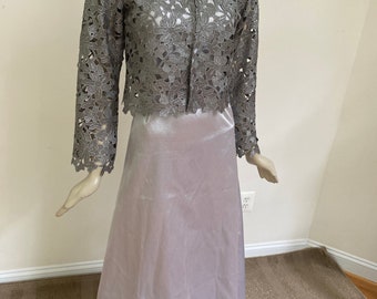 Women's Gray and Foil Lace Jacket. Bell Sleeves.  Formal Jackets. Elegant Wedding Jackets. Mother of the Bride Top. Size US S (2-4).