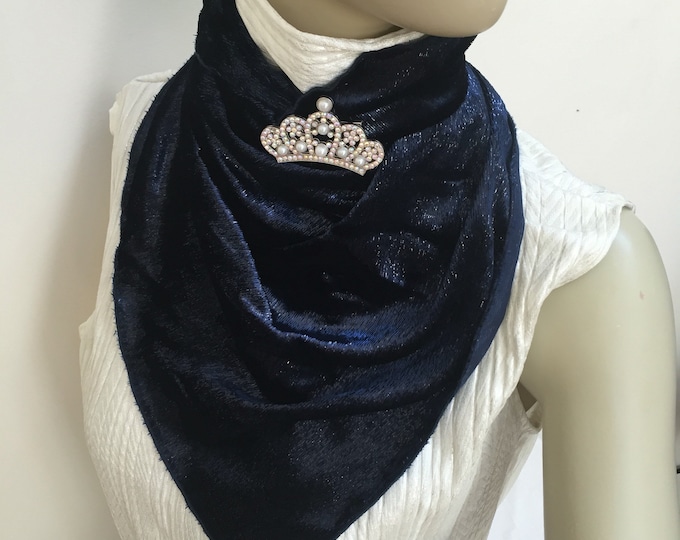 Navy Blue Lurex Triangular Neck Scarf. Women's Elegant Evening Head Scarves. Iridescent Glittery Shawl Kerchief. Sparkly Kerchieves.