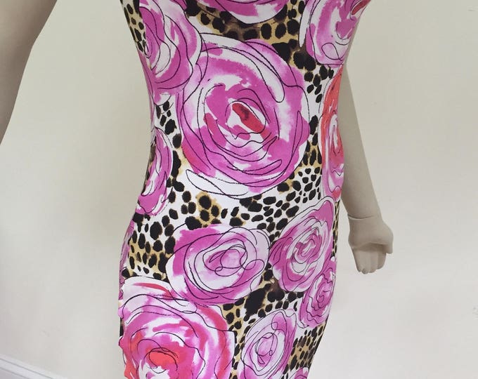 Pink Floral Matt Jersey Summer Dress. Scoop Neck Garden Dress. Floral Animal Print Sleeveless Tank Dress. Women's US Large Size.