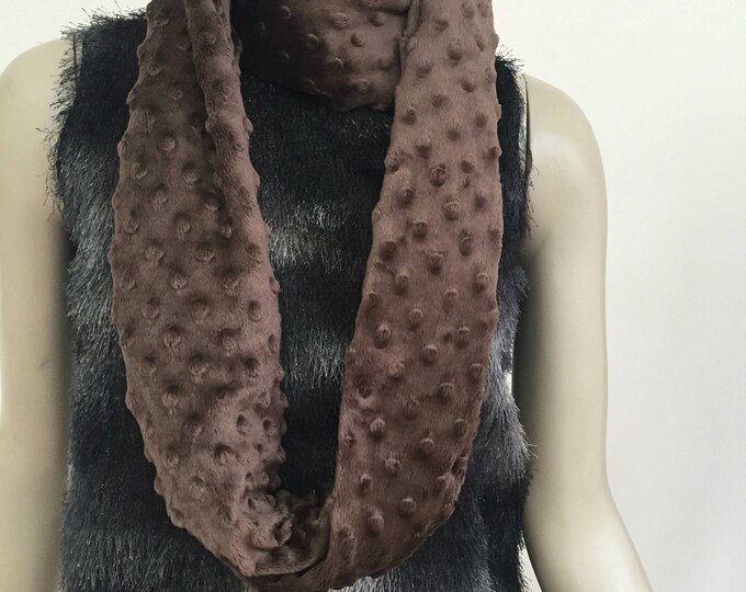 Chunky Earthy Brown Plush Fleece Infinity Scarf. Women's Bronze Velvet Infiniti Scarves. Winter Velour Scarves.
