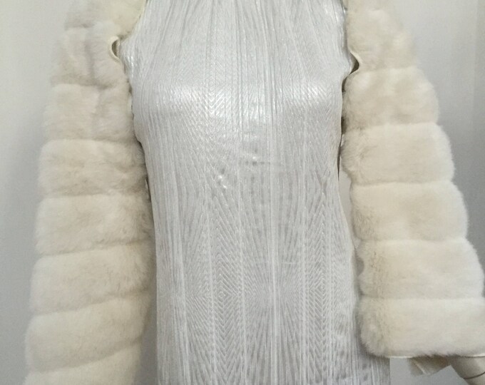 Woman's Winter White Faux Fur Shrug. Ivory Faux Fur Wrap. Warm, Neutral Ivory Ribbed Stole. Off-White Layering Pieces.