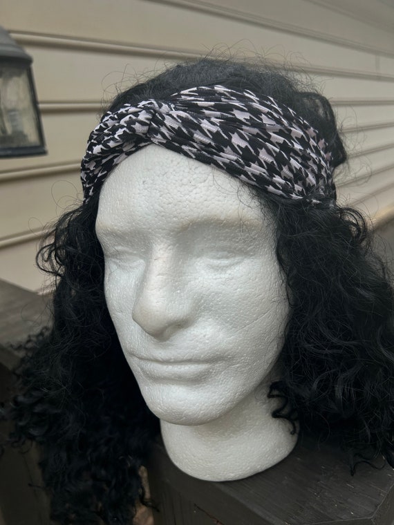Black and White Houndstooth Turband. His N Hers Stylish Head  display picture 1