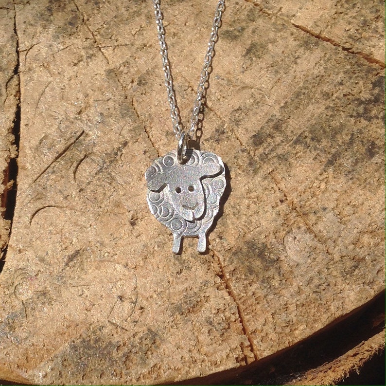 Sheep necklace Clearance