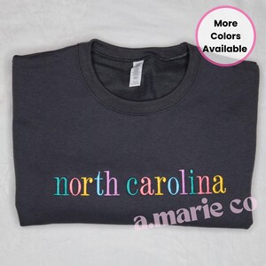 50 States Sweatshirt Colorful Print Serif Fleece Crewneck