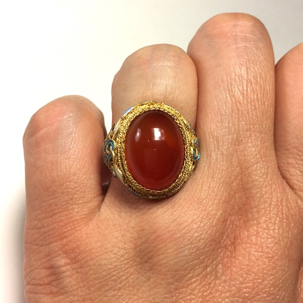 Carnelian Ring, Vintage Ring 60s, Oval Shaped Red Agate (Carnelian), Enamel Endless Knot Pattern Filigree Gold-Plated Sterling Silver Ring