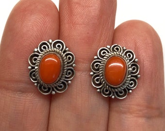 Vintage Coral Earrings, Oval Shaped Red Coral Stud Earrings, Minimalist Earrings, Genuine Coral 925 Sterling Silver Earrings, Gem Stone