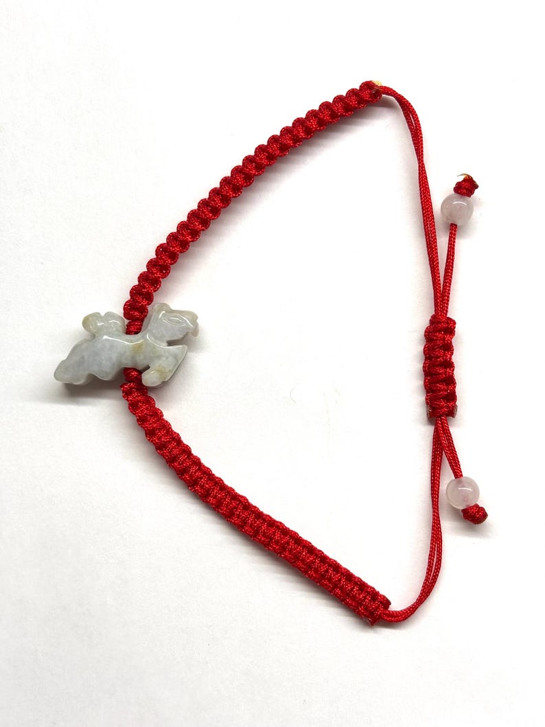 Pulsera de caballo de jade, pulsera china de la suerte, pulsera de caballo de jade de la buena suerte, pulsera de caballo de jade tallado del zodíaco chino con cordón rojo ajustable. imagen 9