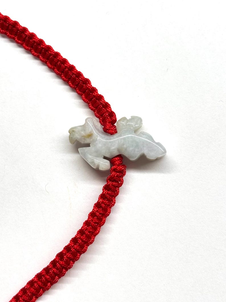 Pulsera de caballo de jade, pulsera china de la suerte, pulsera de caballo de jade de la buena suerte, pulsera de caballo de jade tallado del zodíaco chino con cordón rojo ajustable. imagen 6