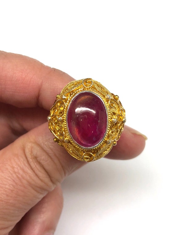 Ruby Ring, Vintage Oval Shaped Ruby Filigree Gold… - image 2