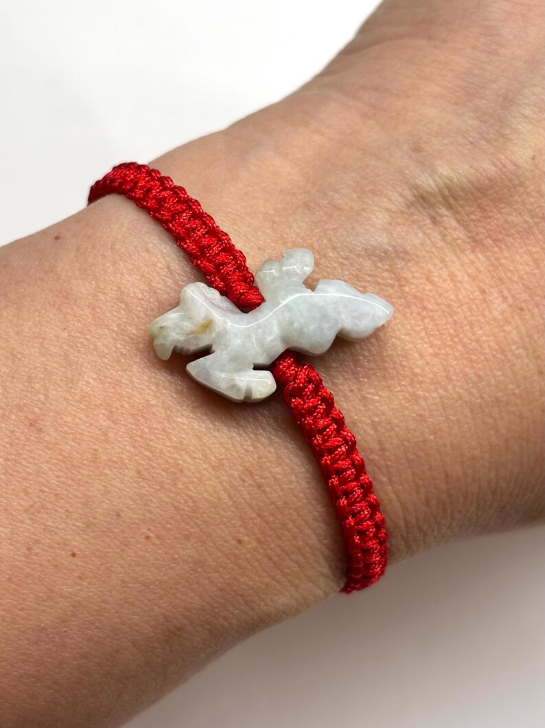 Pulsera de caballo de jade, pulsera china de la suerte, pulsera de caballo de jade de la buena suerte, pulsera de caballo de jade tallado del zodíaco chino con cordón rojo ajustable. imagen 4