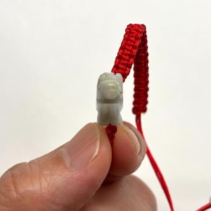 Pulsera de caballo de jade, pulsera china de la suerte, pulsera de caballo de jade de la buena suerte, pulsera de caballo de jade tallado del zodíaco chino con cordón rojo ajustable. imagen 7