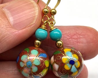 Chinese Cloisonne Earrings, Chinese Earrings, Enamel Earrings, Turquoise Earrings, Vintage Floral Cloisonné Bead 70s, Gem Stone Earrings
