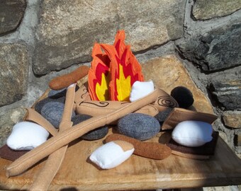 Kids   Felt  Campfire  for 2  Pretend  Play Teepee Toy Pretend Food S'mors  Pretend Cookout