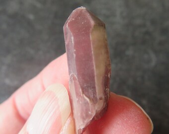 Rare Lithium Quartz (3.1 grams / 26 mm) Natural Crystal (D6) - 'Healing' FREE UK POSTAGE