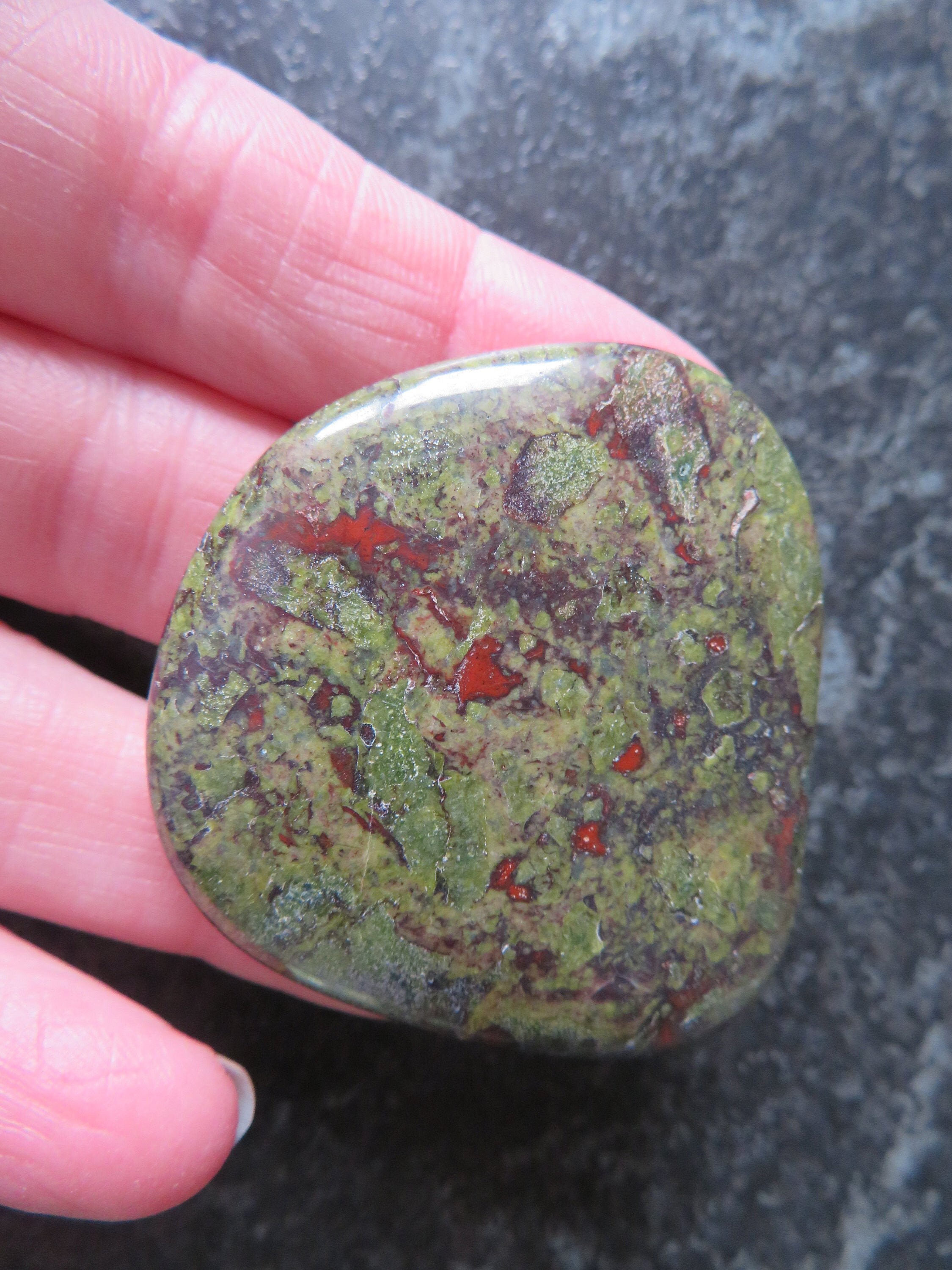 Beautiful Dragons Blood Jasper 31 2 Grams 43 Mm Palmstone Or Flat Stone 26 Free Uk Postage