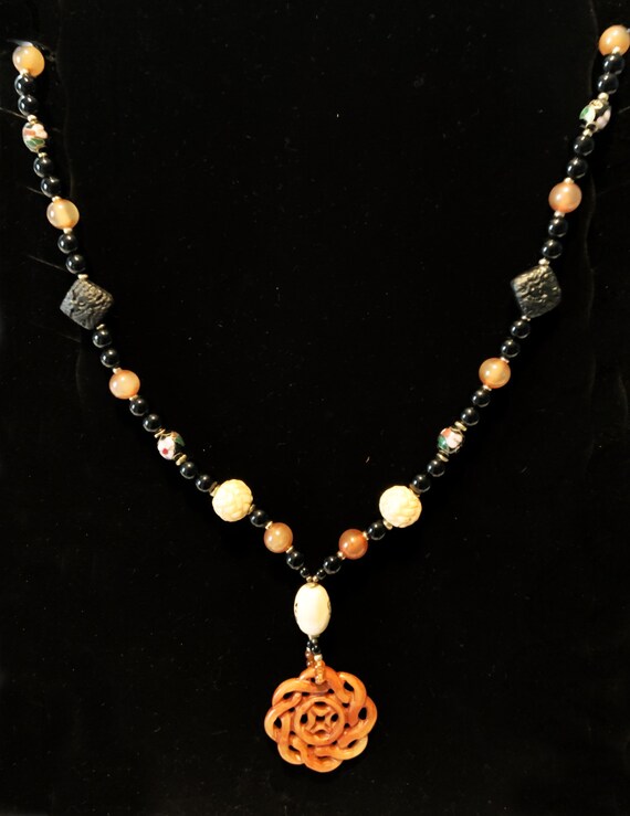 Vintage Chinese Necklace - image 3