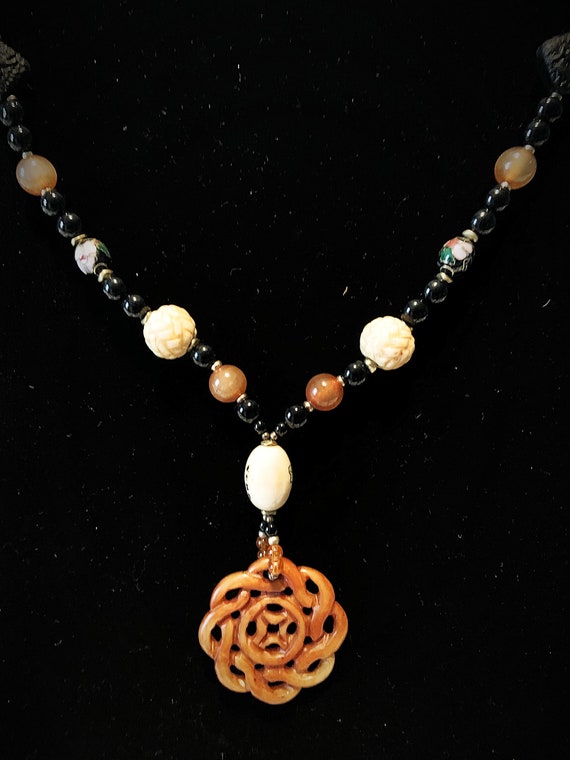 Vintage Chinese Necklace - image 1