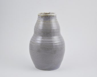 gallerymichel Moorcroft Natural Pottery Pale Lavender Gray Ribbed Vase