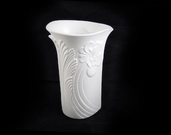 gallerymichel Manfred Frey Kaiser Large White Bisque Op Art Floral Vase Form 0333
