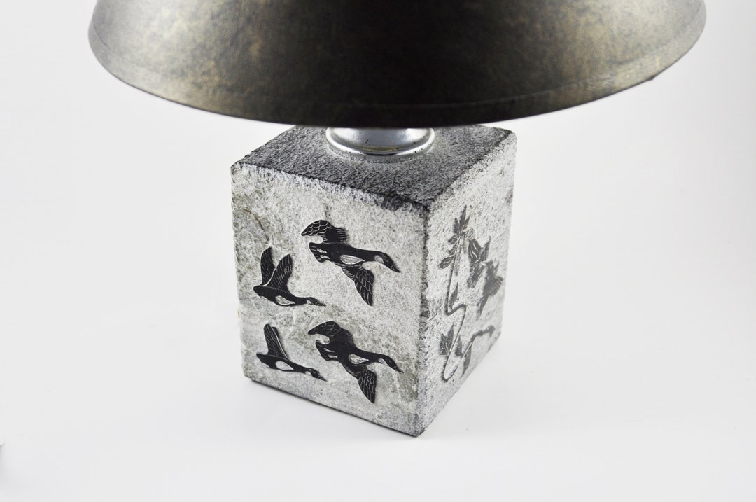 イヌイット SOAP Stone デスクライト　Siku 希少　ヴィンテージ il_1080xN.5565210588_6qpf.jpg