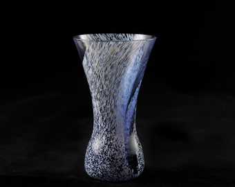 gallerymichel Caithness White & Purple Spatter Vase