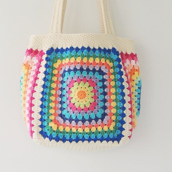 Borsa quadrata della nonna, borsa all'uncinetto, borsa Cottagecore, borsa tote patchwork, borsa per maglieria, borsa tote floreale, borsa hippie, borsa per tutti i giorni