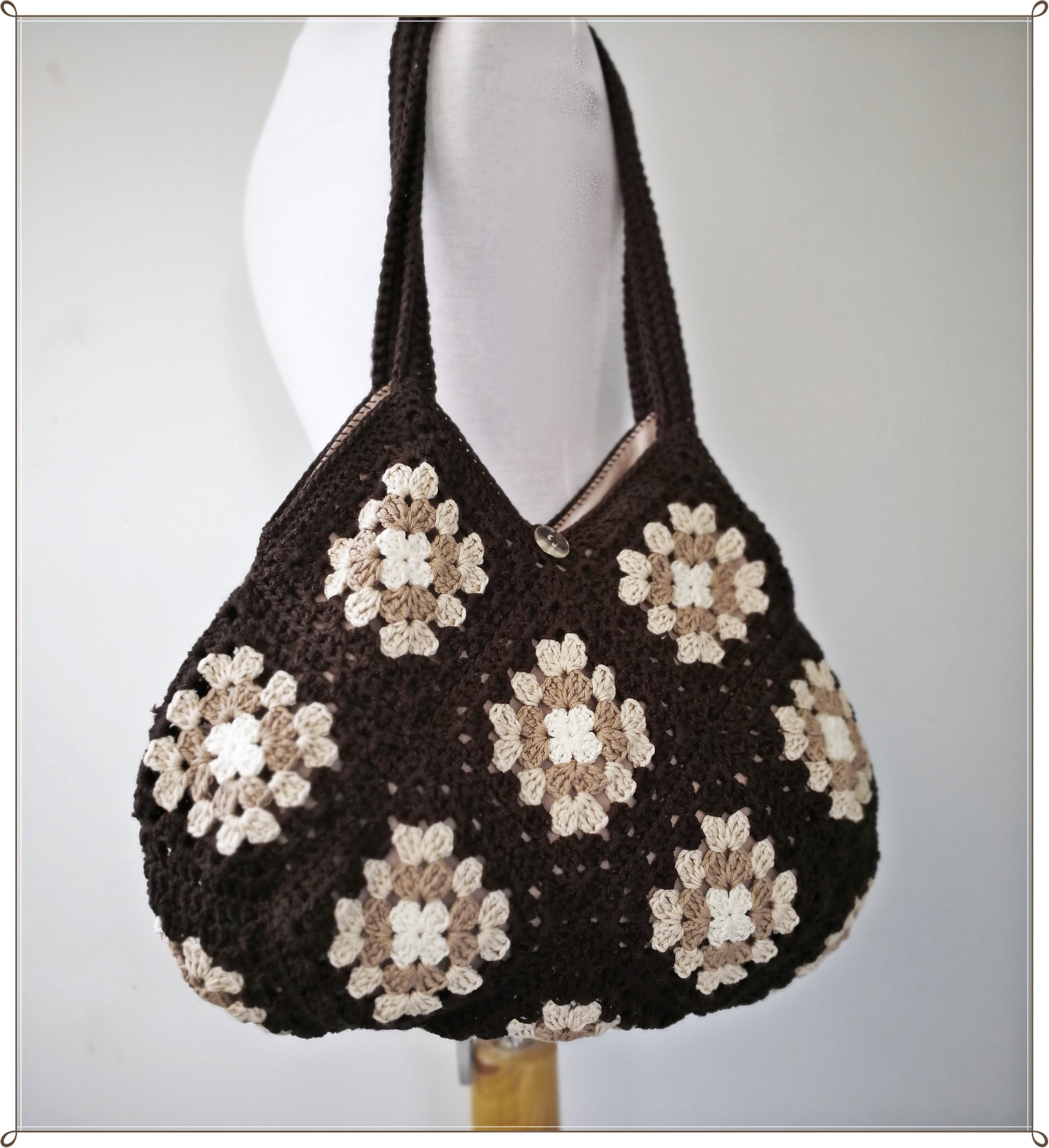 African Flower Bag pattern by Crystal Doedtman | Crochet accessories, Crochet  hexagon, Crochet