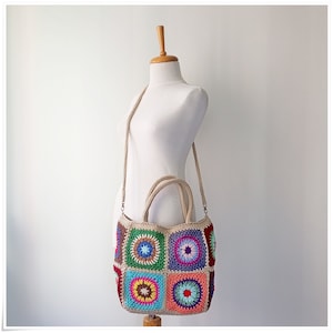 Sac à bandoulière carré grand-mère au crochet, fourre-tout carré grand-mère de style bohème, sac à main au crochet avec différentes sangles, sac au crochet rétro, sac à main au crochet image 5