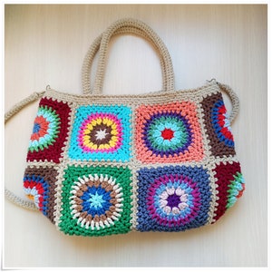 Sac à bandoulière carré grand-mère au crochet, fourre-tout carré grand-mère de style bohème, sac à main au crochet avec différentes sangles, sac au crochet rétro, sac à main au crochet image 8